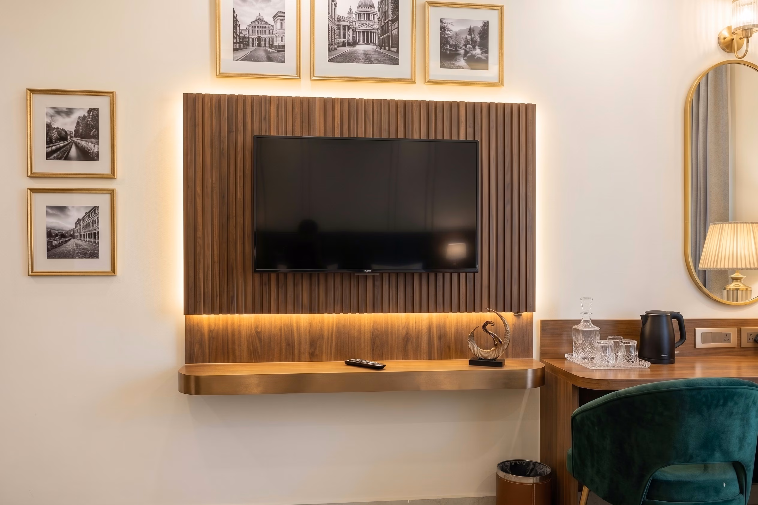 Spacious Hotel Suite